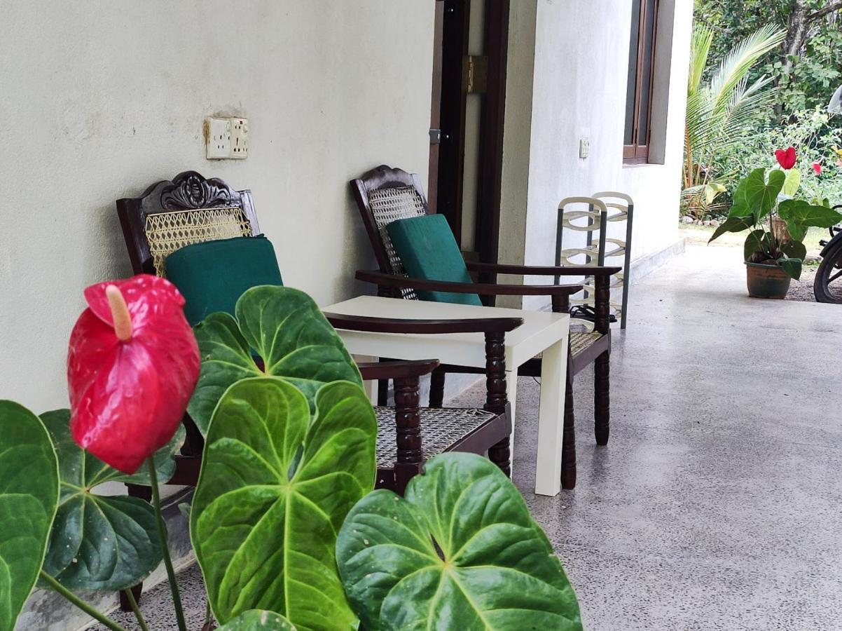 Schatzi'S Hideaway Tangalle Exterior foto